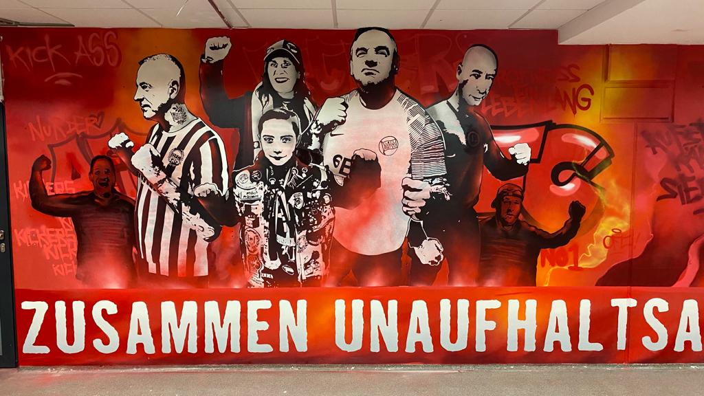 artmos4-graffitiauftrag-graffitikuenstler-OFC_Kickers_Offenbach_Stadion_Fans_Sport_Fußball3