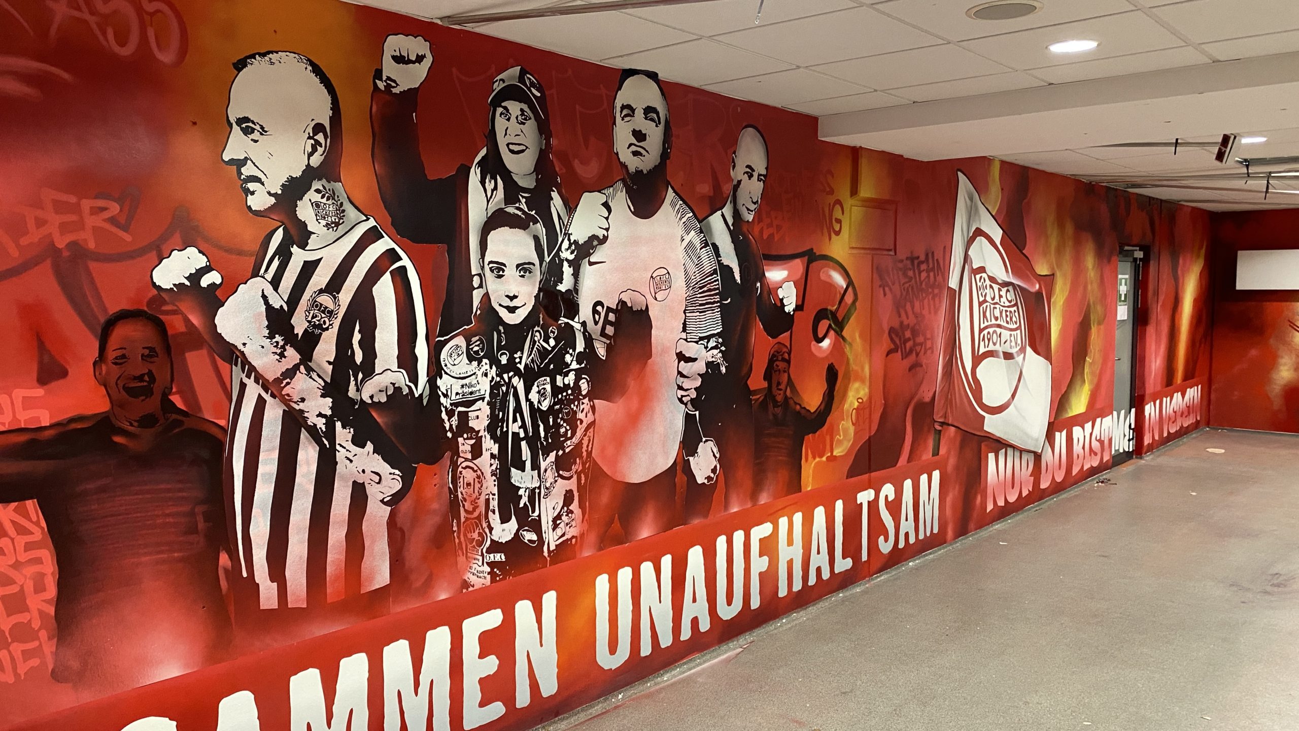 artmos4-graffitiauftrag-graffitikuenstler-OFC_Kickers_Offenbach_Stadion_Fans_Sport_Fußball7