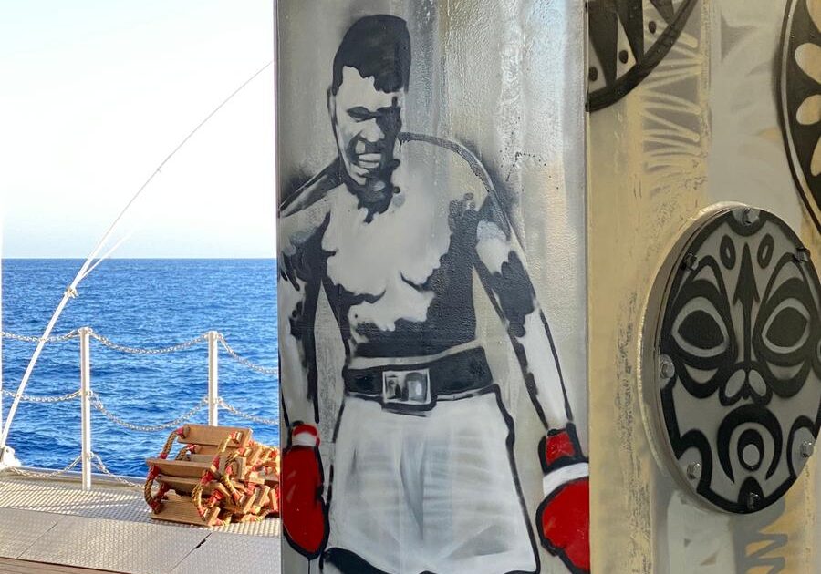 artmos4-graffitiauftrag-graffitikuenstler_Yacht_U81_Fitnessstudio_Fitness_Gym_Schrift_Tags_Graffiti_Style9