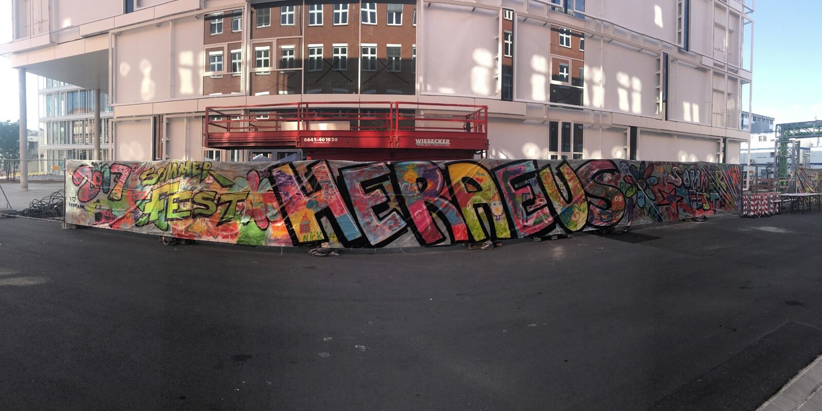 graffitiauftrag-graffitikuenstler-graffitikids-artmos4-heraeus-event-graffiti-hanau