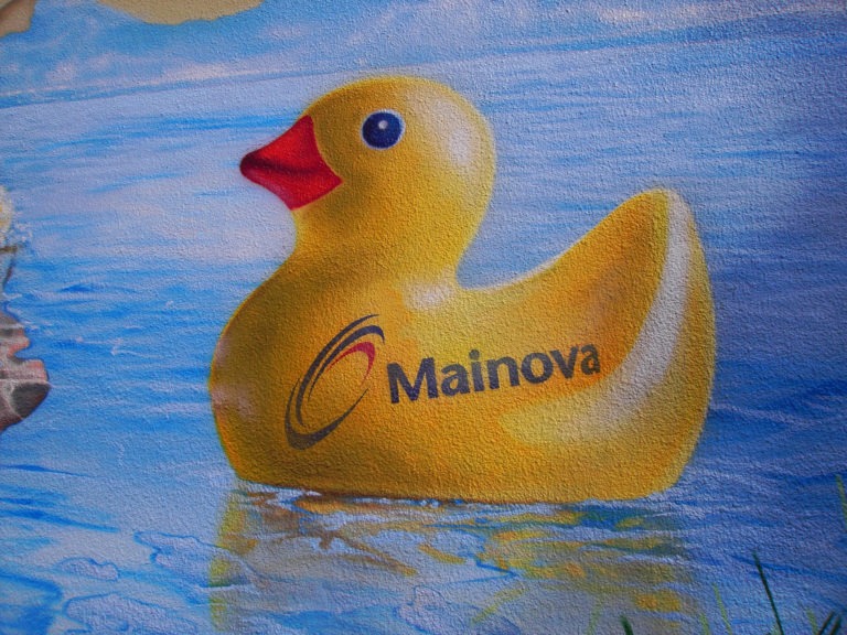 graffitiauftrag-graffitikuenstler-artmos4-mainova-ente-fotorealistisch-frankfurt