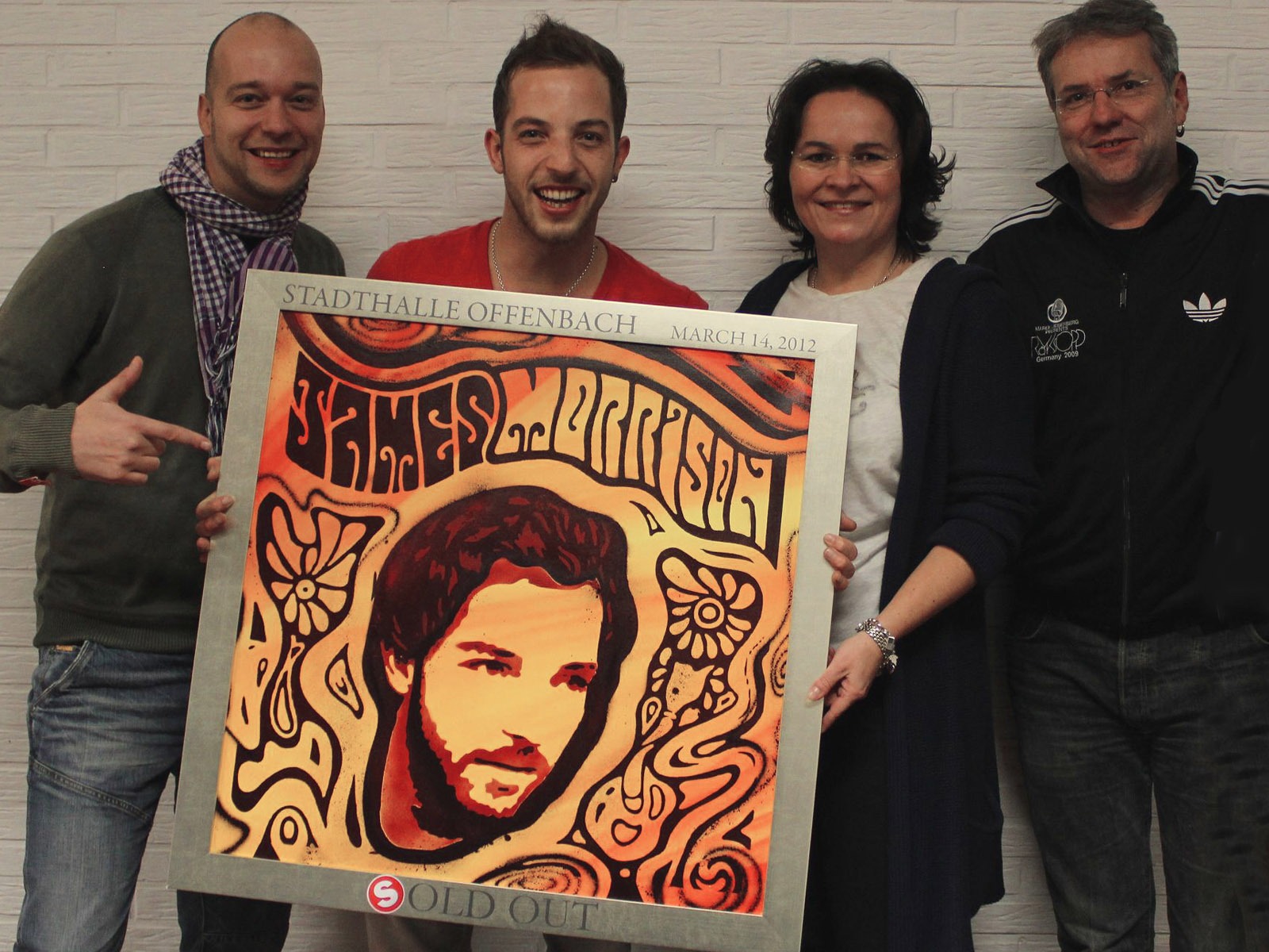 graffitiauftrag-artmos4-sold-out-award-james-morrison-stadthalle-offenbach-leinwand-graffiti