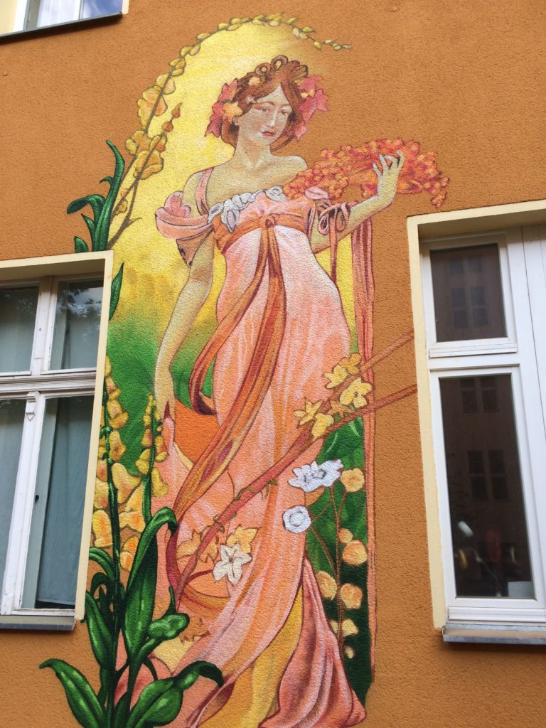 graffitikuenstler-graffitiauftrag-artmos4-graffiti-hausing-pflanzen