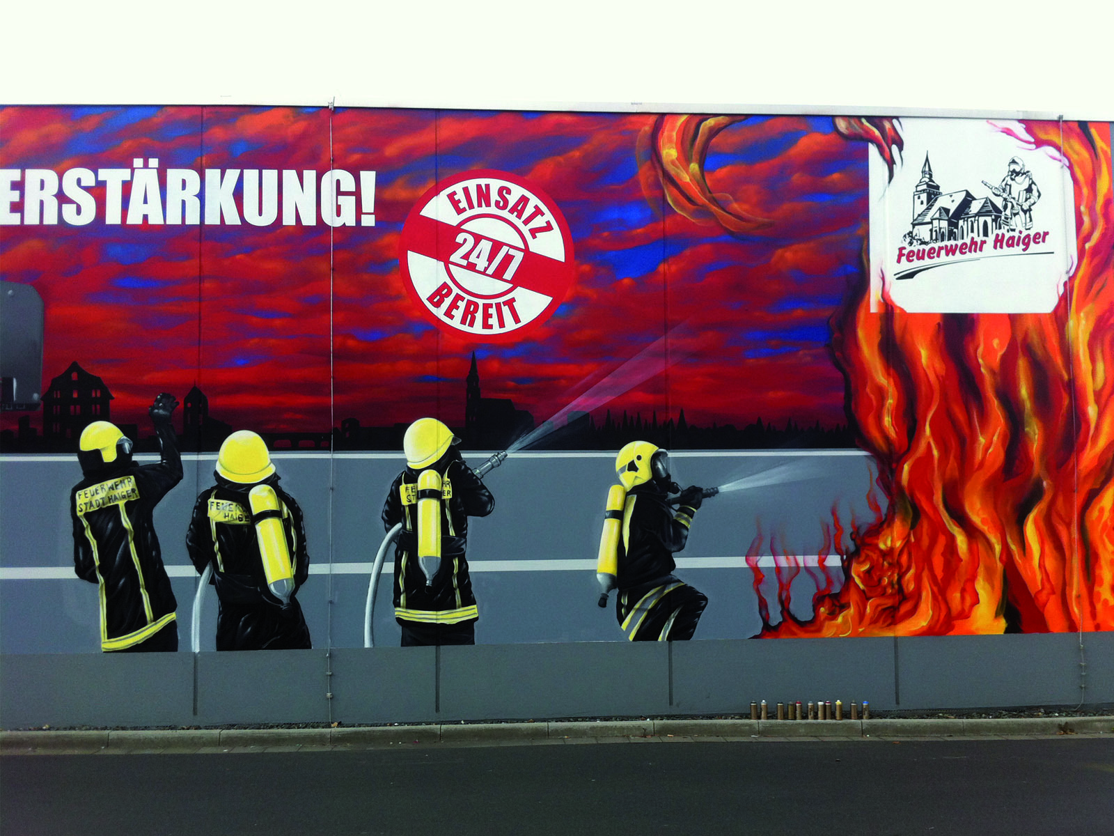 graffitiauftrag_graffitikuenstler_artmos4_feuerwehr_haiger_menschen_flammen_logo graffitiauftrag_graffitikuenstler_artmos4_feuerwehr_haiger_menschen_flammen_logo