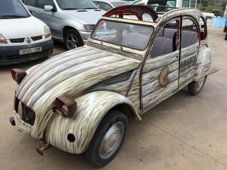 Graffitikuenstler, Graffitiauftrag, Artmos4, StarEventsIbiza, Holz, Illustrativ