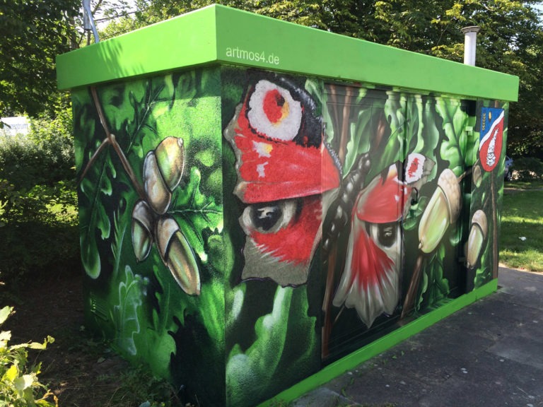 Graffitikuenstler, Graffitiauftrag, Artmos4, Hansewerke, Pflanzen, Fotorealistisch