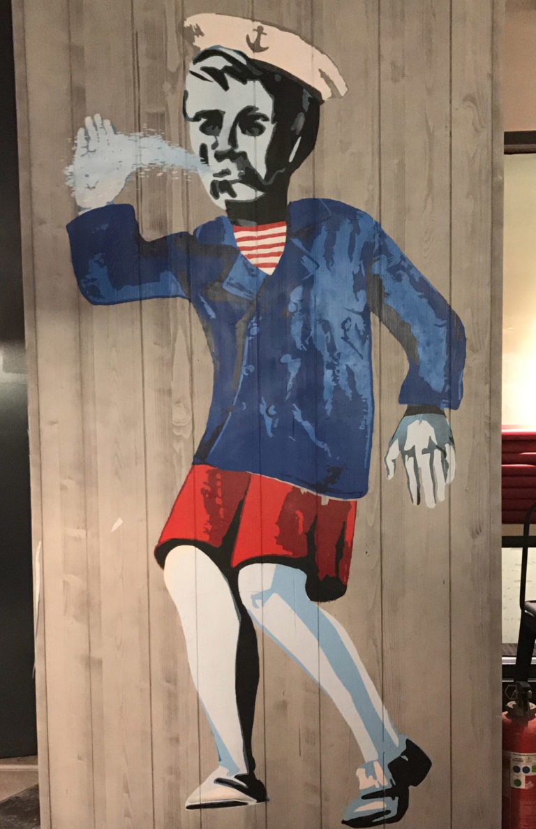 graffitiauftrag-graffitikuenstler-artmos4-nordsee-schengelche-wasser-blau-rot-schwarz-folie-illustrativ-innen