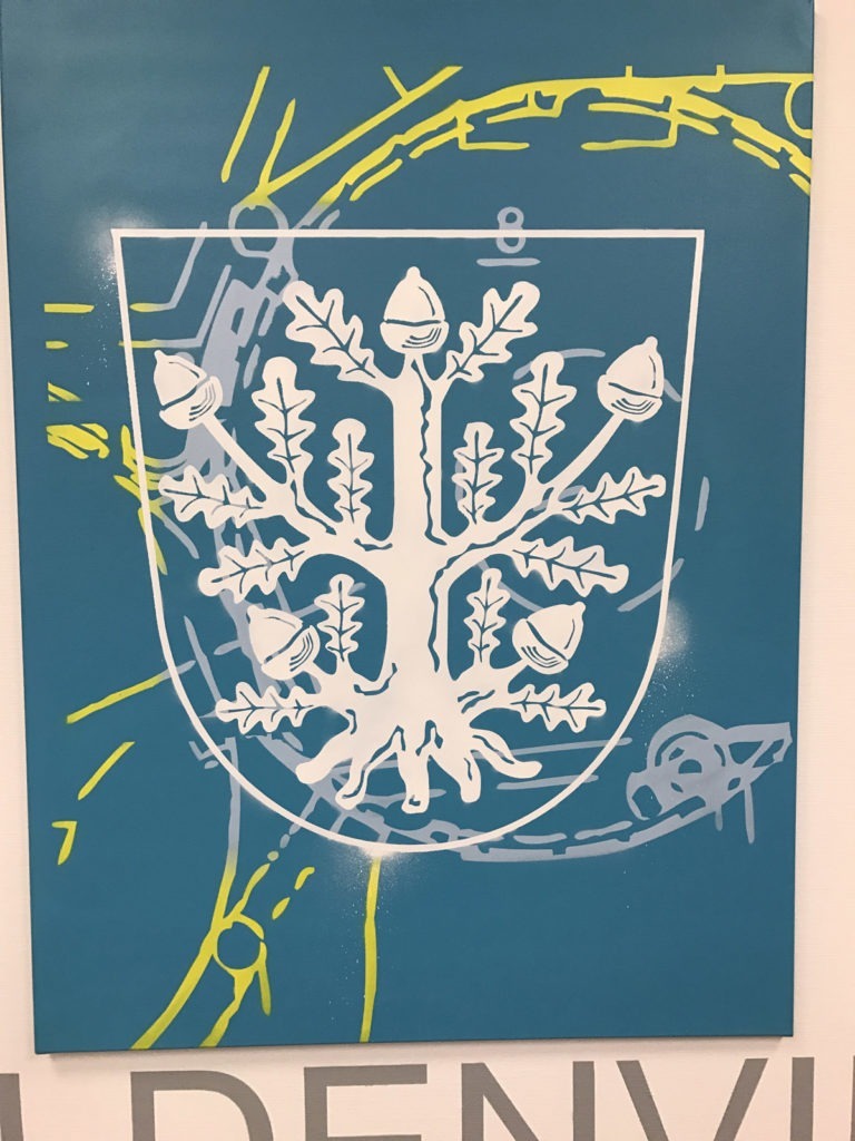 graffitiauftrag-graffitikuenstler-artmos4-offenbach-post-leinwand-schrift-offenbach-folie-bunt-innen