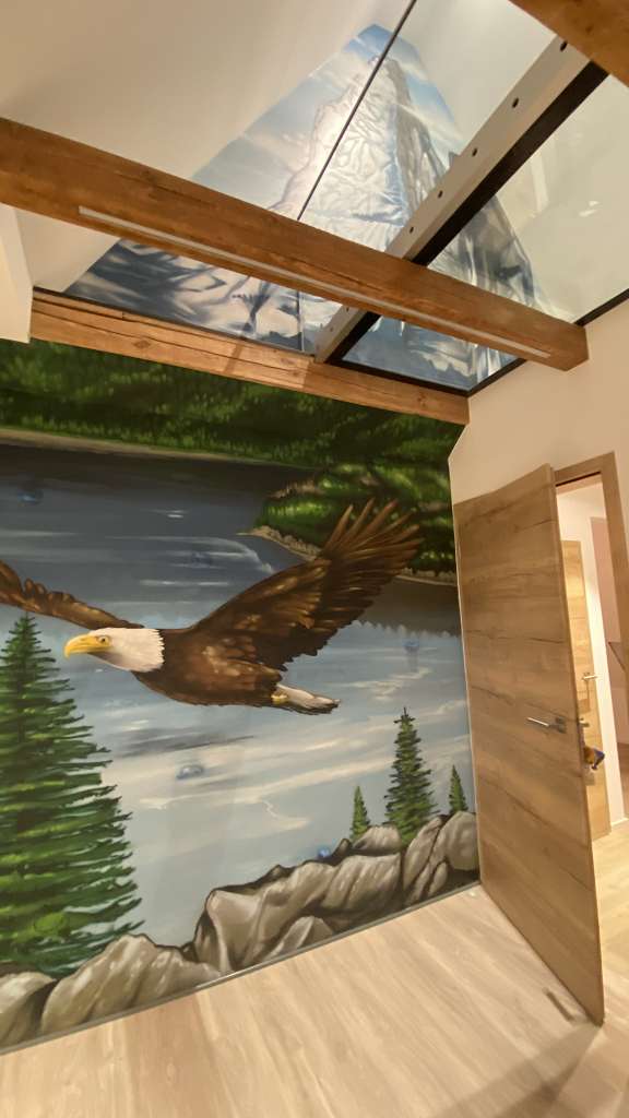 graffitiauftrag_graffitikuenstler_artmos4_Privat_Adler_Landschaft_2021_innein_tier_vogel_berge_see_pflanzen_01