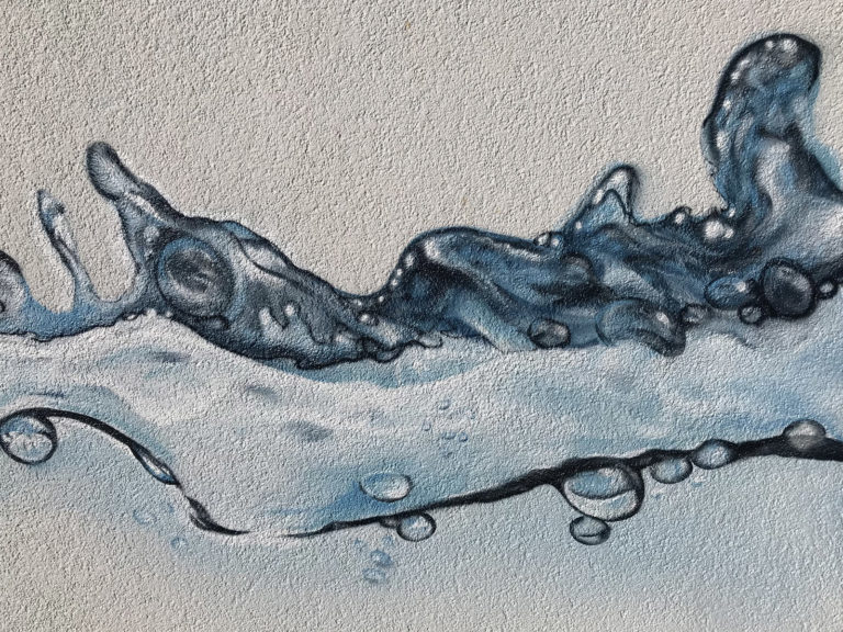 graffitiauftrag-graffitikuenstler-artmos4-stadtwerke-floersheim-wasser-tropfen-logo-wasserhahn-welle-aussen-blau-fotorealistisch