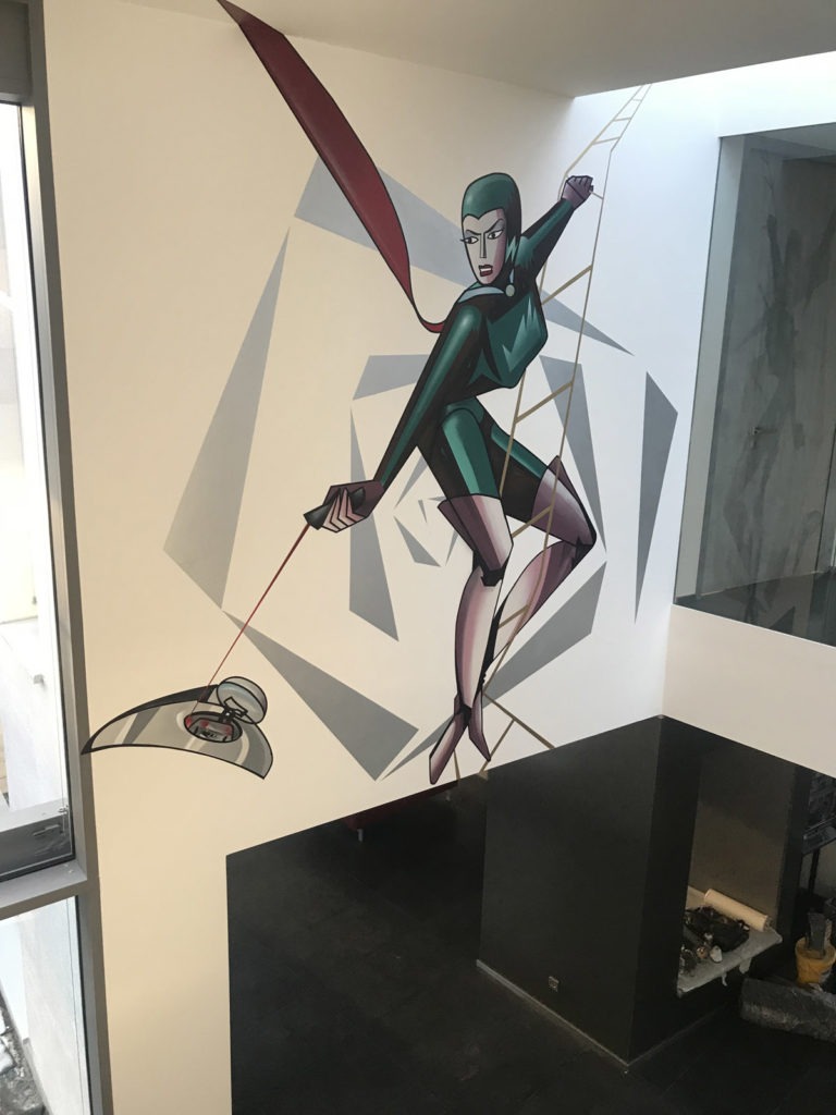 graffitiauftrag-graffitikuenstler-artmos4-stummer-privat-innen-schrift-capersville-frau-mann-gruen-rot-blau-grau-silber-illustrativ-comic