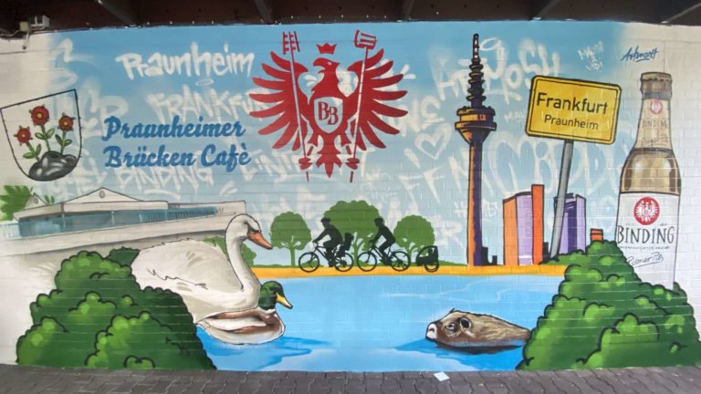 radeberger-gruppe-binding-frankfurt-2021-logo-skyline-tiere-kiosk-aussen-bunt-graffiti-graffitiauftrag-graffitikuenstler-artmos4