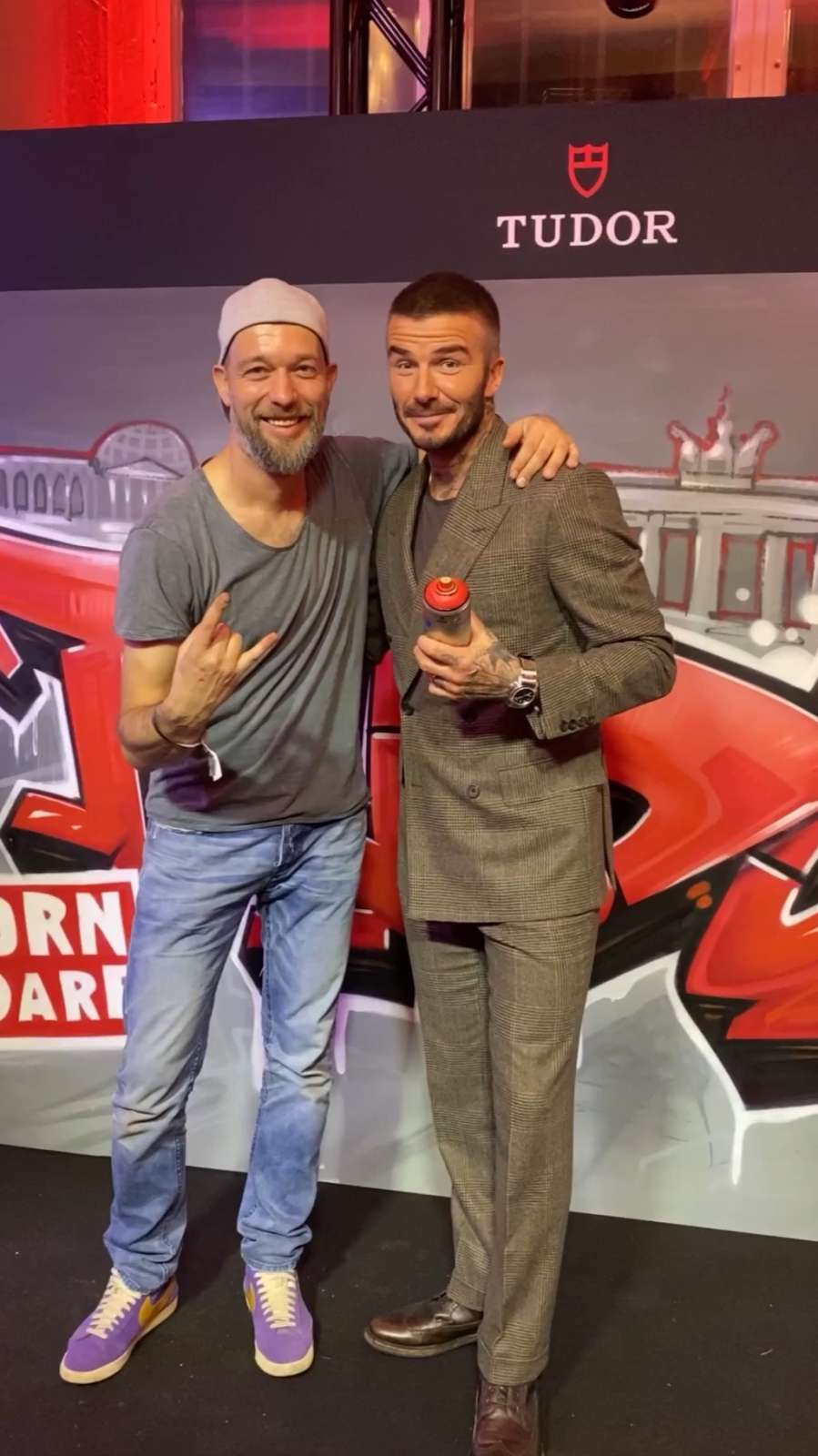 Tudor_Event_David_beckham_2019_Uhr_graffiti_liveact_09artmos4_graffitiauftrag_graffitikuenstler